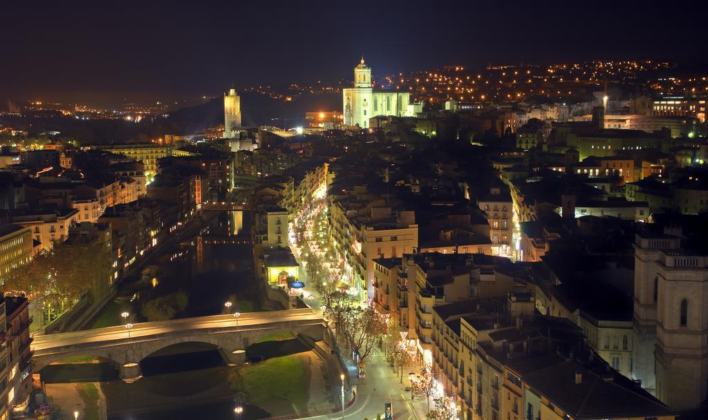 Apartaments Placa Del VI Girona Exteriör bild