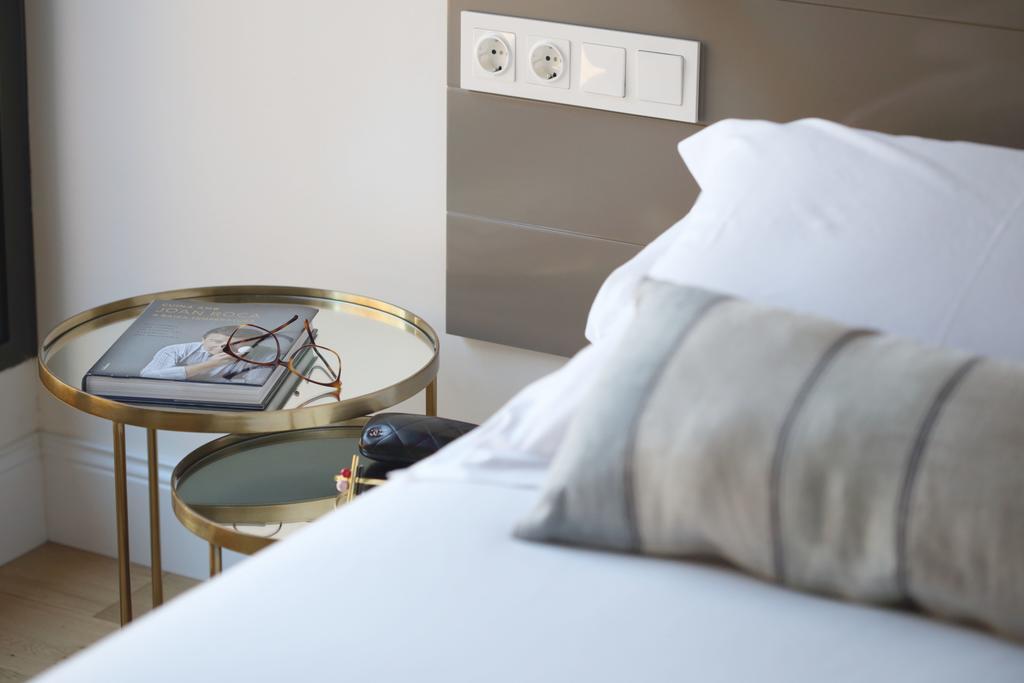 Apartaments Placa Del VI Girona Exteriör bild
