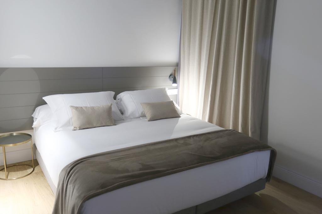 Apartaments Placa Del VI Girona Exteriör bild