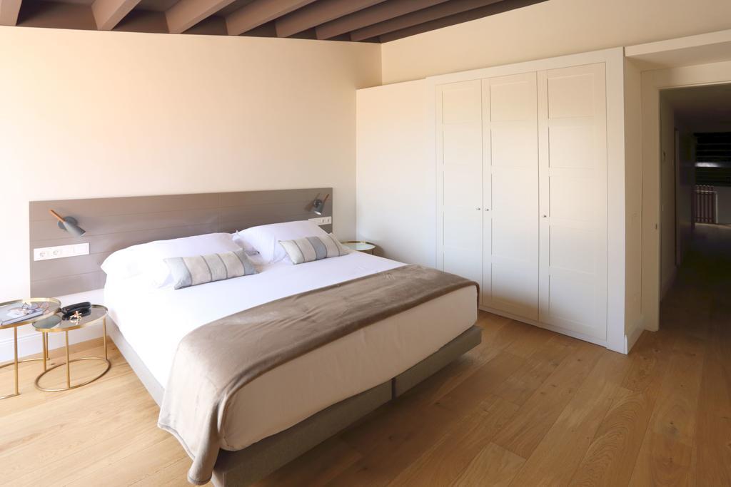 Apartaments Placa Del VI Girona Exteriör bild