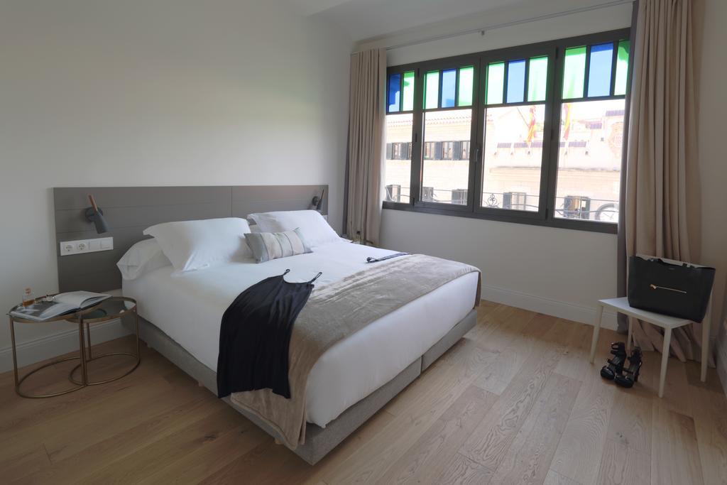 Apartaments Placa Del VI Girona Exteriör bild