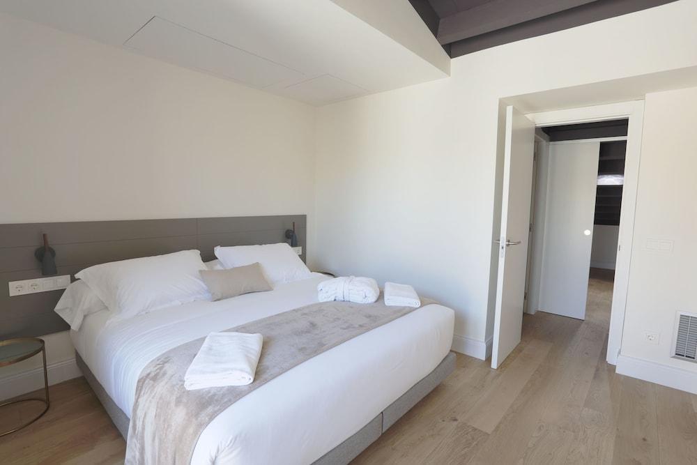 Apartaments Placa Del VI Girona Exteriör bild